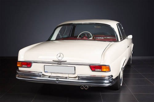 1966 Mercedes-Benz 250 SE Coupe: 07 Oct 2017 In vendita all'asta