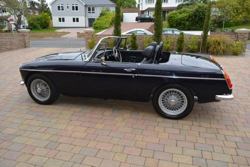 MGC ROADSTER 1968 IN LOVELY BRITISH LEYLAND NAVY BLUE For Sale