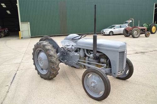 1953 Ferguson TEF 20 2WD Diesel Tractor For Sale by Auction