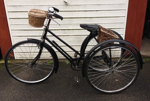 Norman ladies tricycle, circa 1930's In vendita all'asta