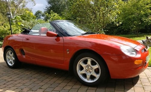 1995 Iconic Red MGF 1.8 VVC hire: Driver Experience Gift Vouchers For Sale