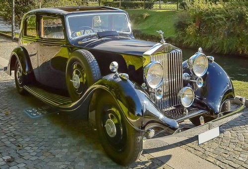 1938 Rolls-Royce 25/30 Sports Saloon by Thrupp and Maberly:  For Sale by Auction